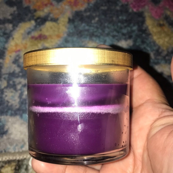 Candle by Slatkin/Bath & Body Works-Woodland Berry - Picture 7 of 7